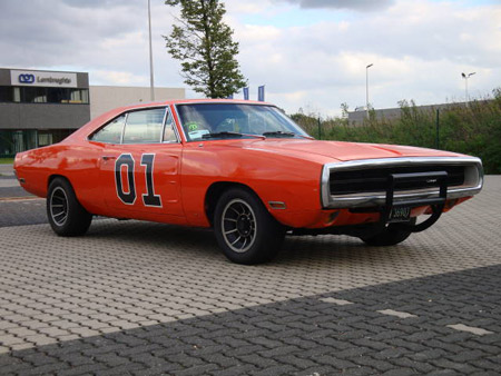 140 Dodge Charger 1970 Dukes of Hazard rep 5200 cc V8 aut servo stuur 